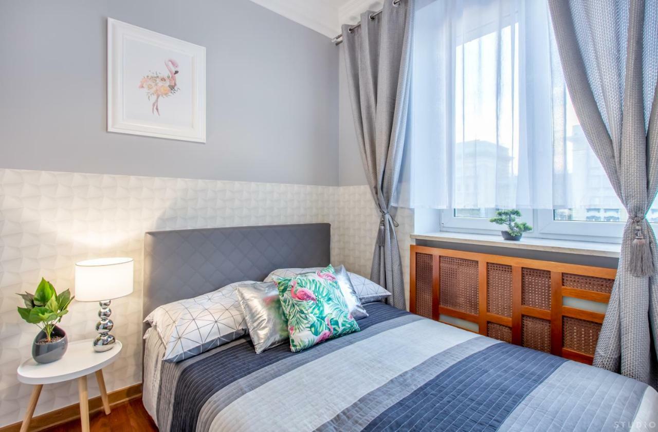*Clicktheflat* Wilcza 33 Street Apart Rooms In The City Center Varşova Dış mekan fotoğraf