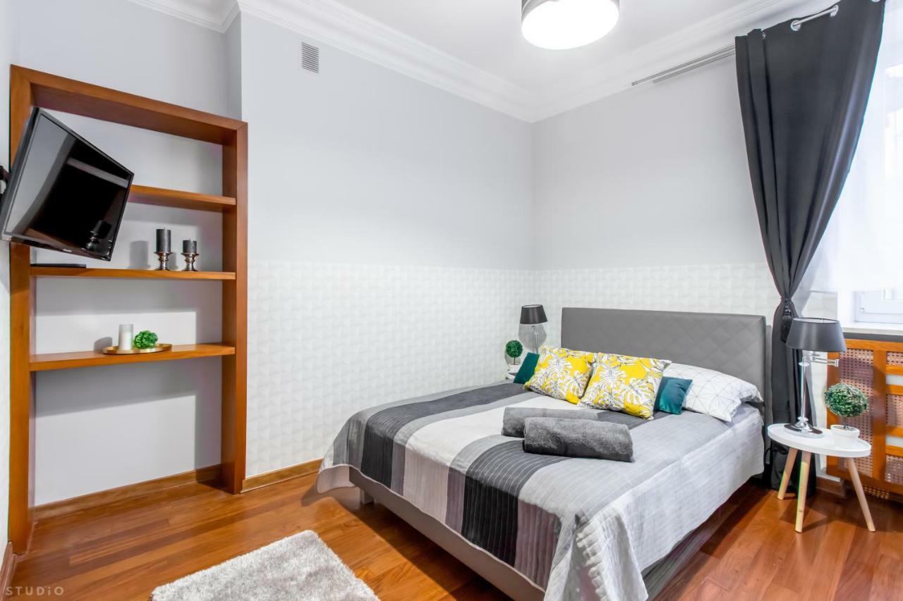 *Clicktheflat* Wilcza 33 Street Apart Rooms In The City Center Varşova Dış mekan fotoğraf