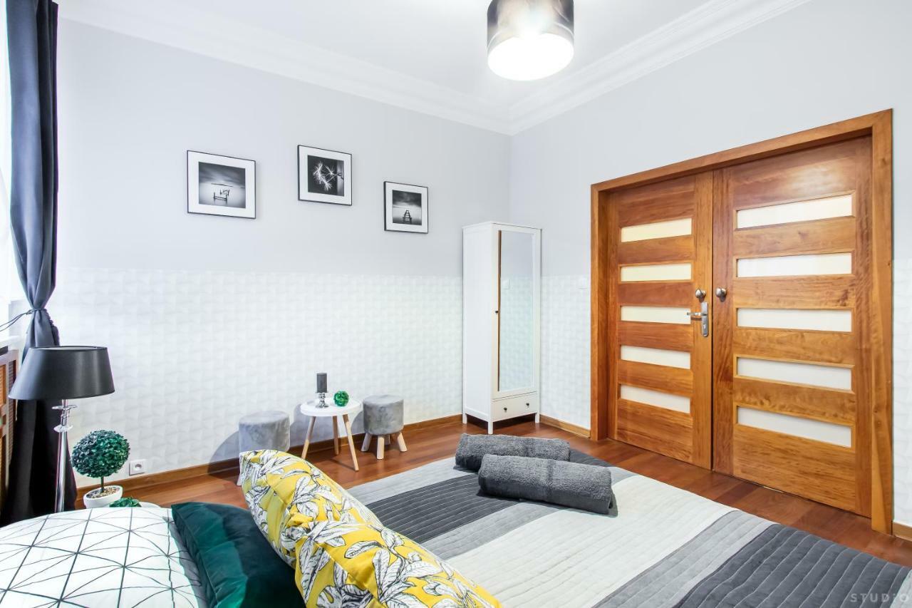 *Clicktheflat* Wilcza 33 Street Apart Rooms In The City Center Varşova Dış mekan fotoğraf